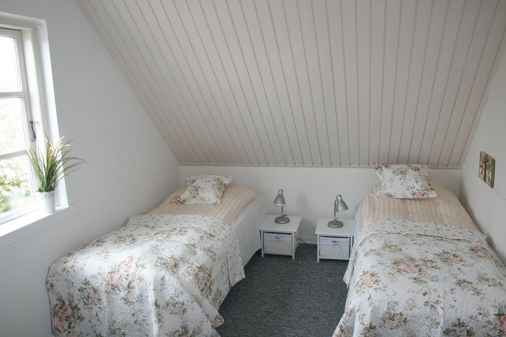 Hotel Aerohus Ерескебінґ Номер фото